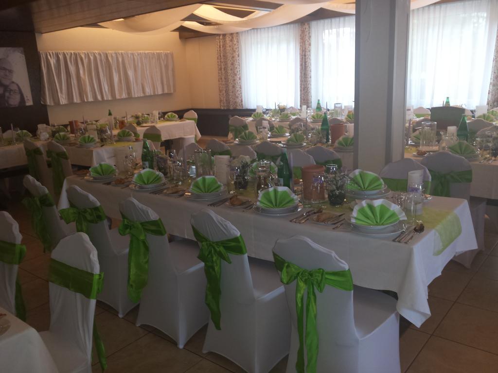 Gasthof Zur Grenze Pottsching Buitenkant foto
