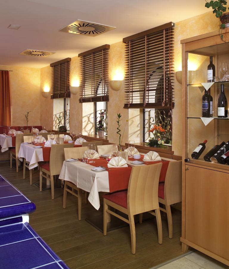 Gasthof Zur Grenze Pottsching Buitenkant foto